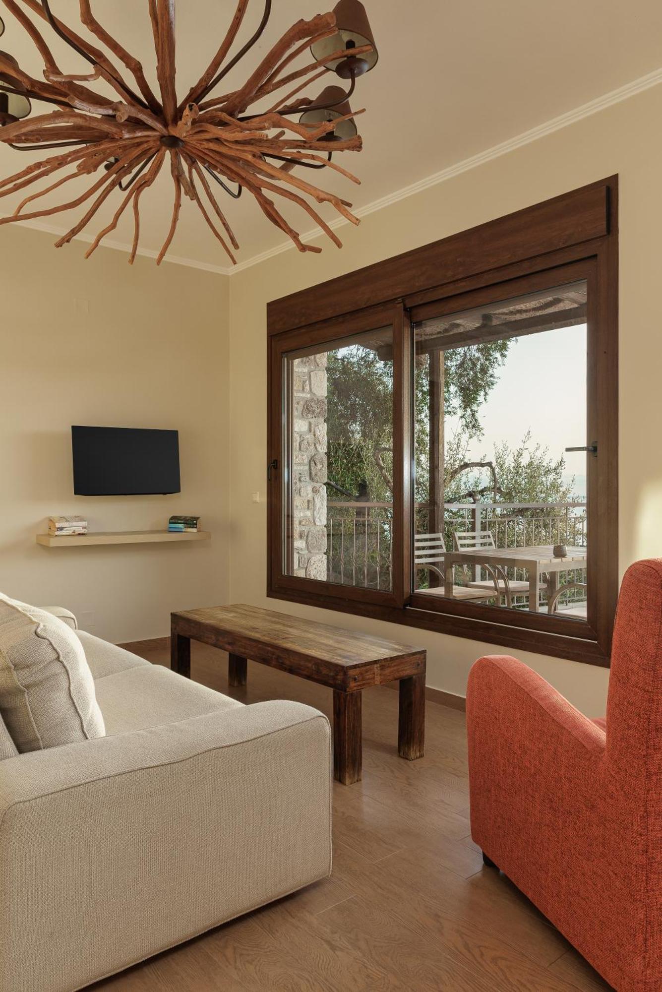 Apolis Villas & Suites Resort Parga Exterior photo